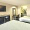 Days Inn by Wyndham Baytown TX