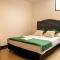 Les Balcons Hostel