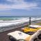 Lagoon Blue Beach House by Nomads