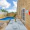 Girardu Holiday Home