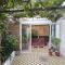 Kanela Guest House