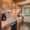 Chateau Roaring Fork 22, Mountain Chic 4-Bedroom Condo on Roaring Fork River – Walk to Downtown Aspen
