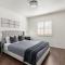 Entertainer's DREAM! 7 bedroom/4 bath w HEATED POOL & SPA (SLEEPS 16)