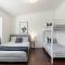 Entertainer's DREAM! 7 bedroom/4 bath w HEATED POOL & SPA (SLEEPS 16)