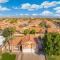 Entertainer's DREAM! 7 bedroom/4 bath w HEATED POOL & SPA (SLEEPS 16)