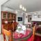 Apartment One , sea view , free parking