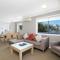 South Pacific Apartments