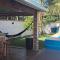 Casa c pisc, churrasq, pet friendly a 200m do mar