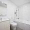 Liverpool 3Br Apt near Train Shop Hospital 8ppl