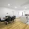 Liverpool 3Br Apt near Train Shop Hospital 8ppl