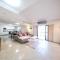 Two Level 3 Bedroom Penthouse in Sydney Liverpool