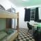 Hostal 2