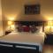 Gulberg Suites