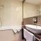 Roset Hotel & Residence