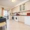 Two Bedroom Apartment - 110m2, AC, Terrace, Wi-Fi