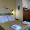 Evanthia Toroz Rooms & Studios