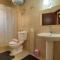 1038 · 2BR TownhouseBath TV Backyard