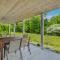 Blue Badger Cottage -Wifi, Fire Pit, Fireplace, Screen Porch, Game Room, King Bed, Grill