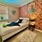 5 bedroom house - Pool table - Contractors - Crew