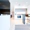 Chic New Studio at Studio One Marina