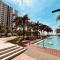 TimurBay Family Seaview, Kuantan by Anggun Bayu - Netflix Ready