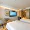 Hangzhou West Lake Hubin Yintai Atour Hotel