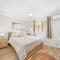 Salt-Air Serenity -Stylish 1-Bed