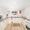 Salt-Air Serenity -Stylish 1-Bed