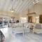Collins Cottage - Luxury Accommodation