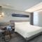 Atour Light Hotel Shanghai Xujiahui Jiaotong University