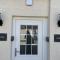 Aaron Glen Guest Apartments