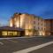 Holiday Inn & Suites - Barstow, an IHG Hotel - Barstow