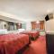 Econo Lodge Inn & Suites Evansville East