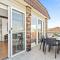 200m to the beach Pet friendly