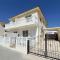 Nissi Beach Golden Villas