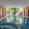 Lions Garden Hotel