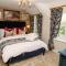 Thatchers Cottage - Rudge Farm Cottages