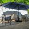 Cedar Blossom Bungalow is a cozy getaway with a 5 minute walk to downtown!