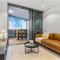 Luxurious 2 Bed Apartment with Pool, Sauna and Gym
