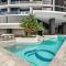 Luxurious 2 Bed Apartment with Pool, Sauna and Gym