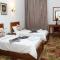 Hyde Park House Hotel