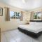 Sunny Paradise Villa