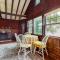 Rustic Rockport Cottage