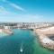 Belle Escapes - Beachside Apartment in Glenelg