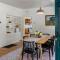 Sebastopol Farmhouse on 3 acres, fiber, kid friendly