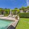 Superbe Maison Climatisée avec Piscine au Cœur de Maussane - Proche Commerces et Activités! - FR-1-599-83