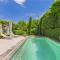 Superbe Maison Climatisée avec Piscine au Cœur de Maussane - Proche Commerces et Activités! - FR-1-599-83