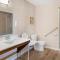 Quality Suites