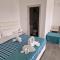 Christopher's Sandy Beach Suites
