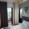 Hotel Summer